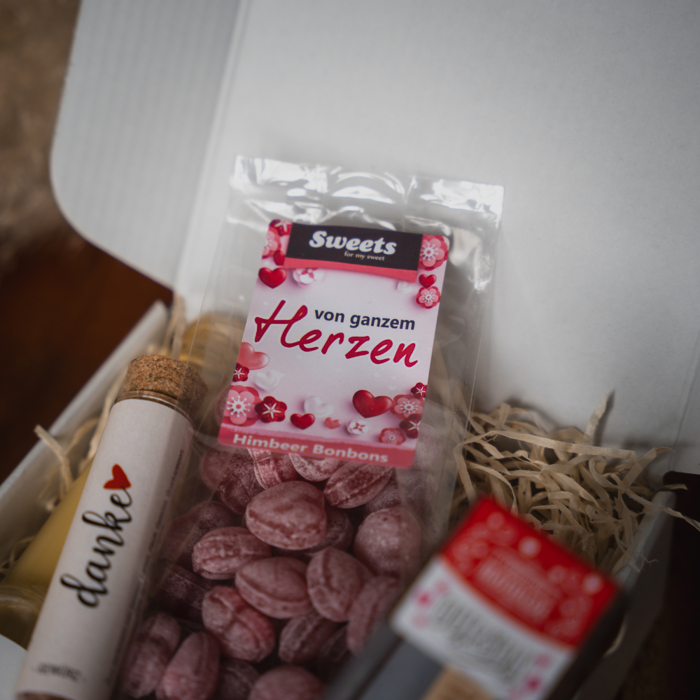 Muttertag Geschenk - Geschenkset Likör & Feinkost für Mama