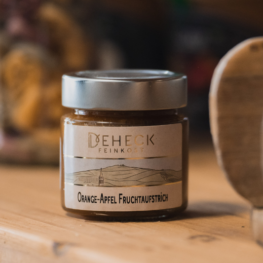 Orange Apfel Aufstrich mit Nuss
