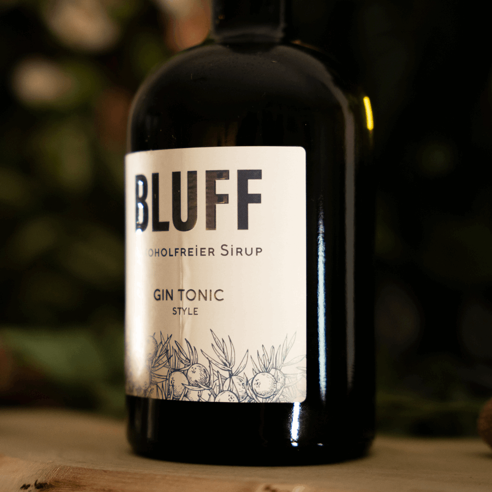 alkoholfreier Gin Tonic mit dem Deheck Bluff Sirup Gin Tonic Style