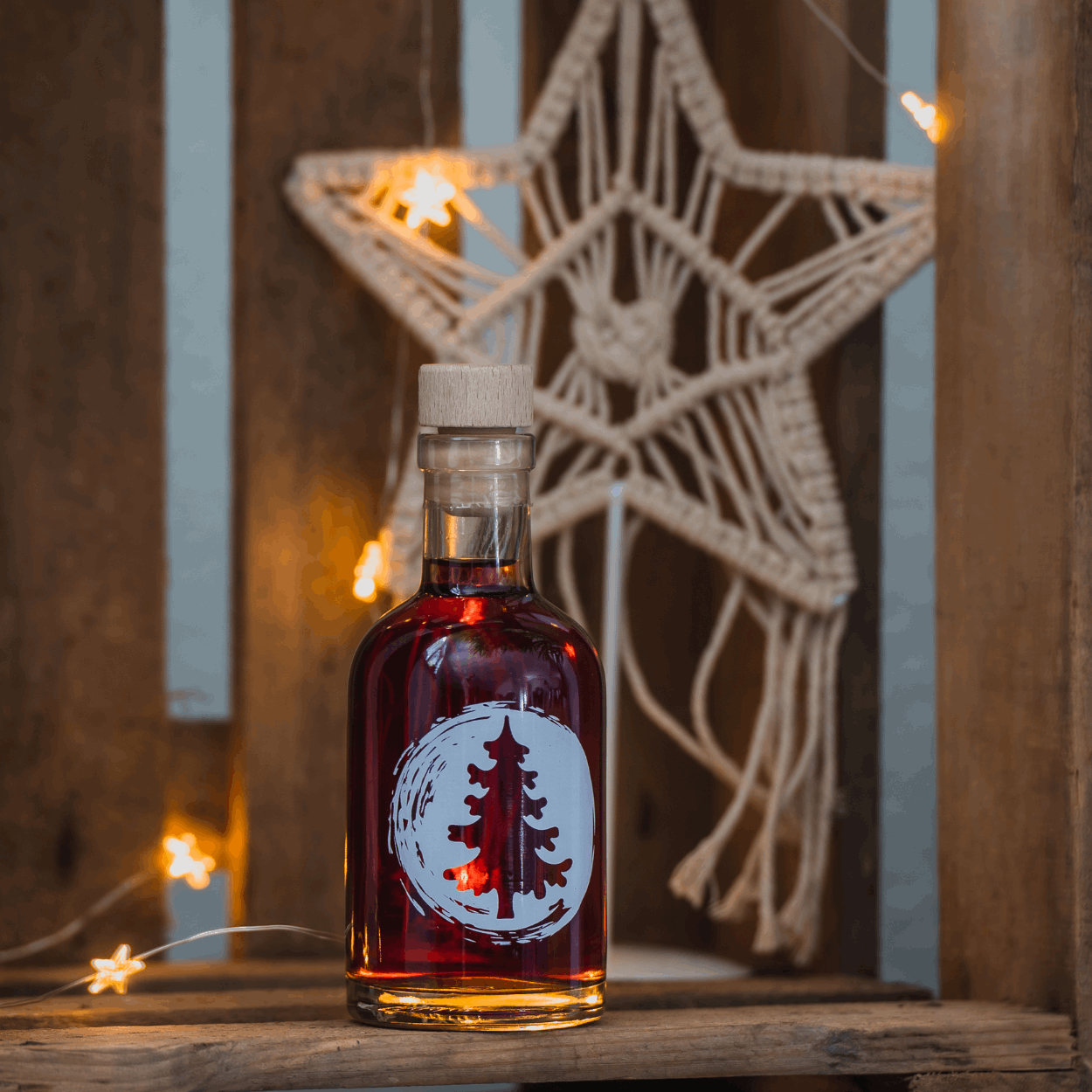 Deheck Weinachslikör mit Tanne-Motiv