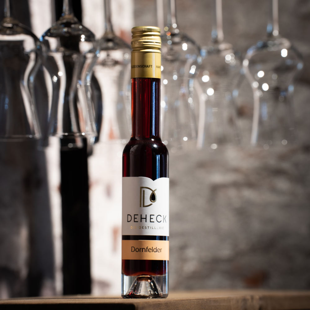 Dornfelder Likör | Rheinhessen-Wein Likör im Dornfelder Stil | 20%