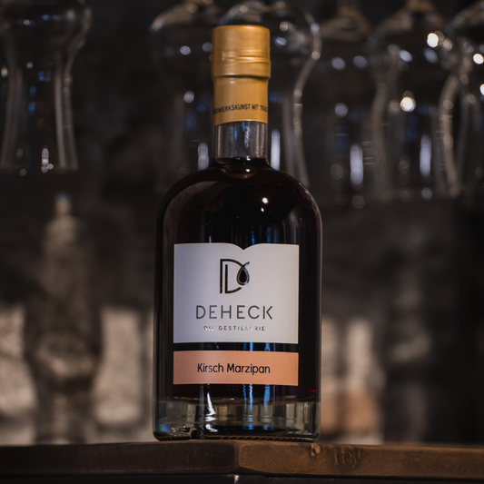Kirsch Marzipan Likör | balancierter Kirsch Likör mit Marzipan Note | 20%