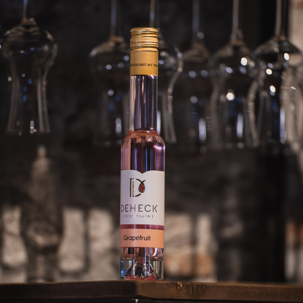 Pink Grapefruit Likör | knalliger Fruchtlikör mit Grapefruit Geschmack | 20%
