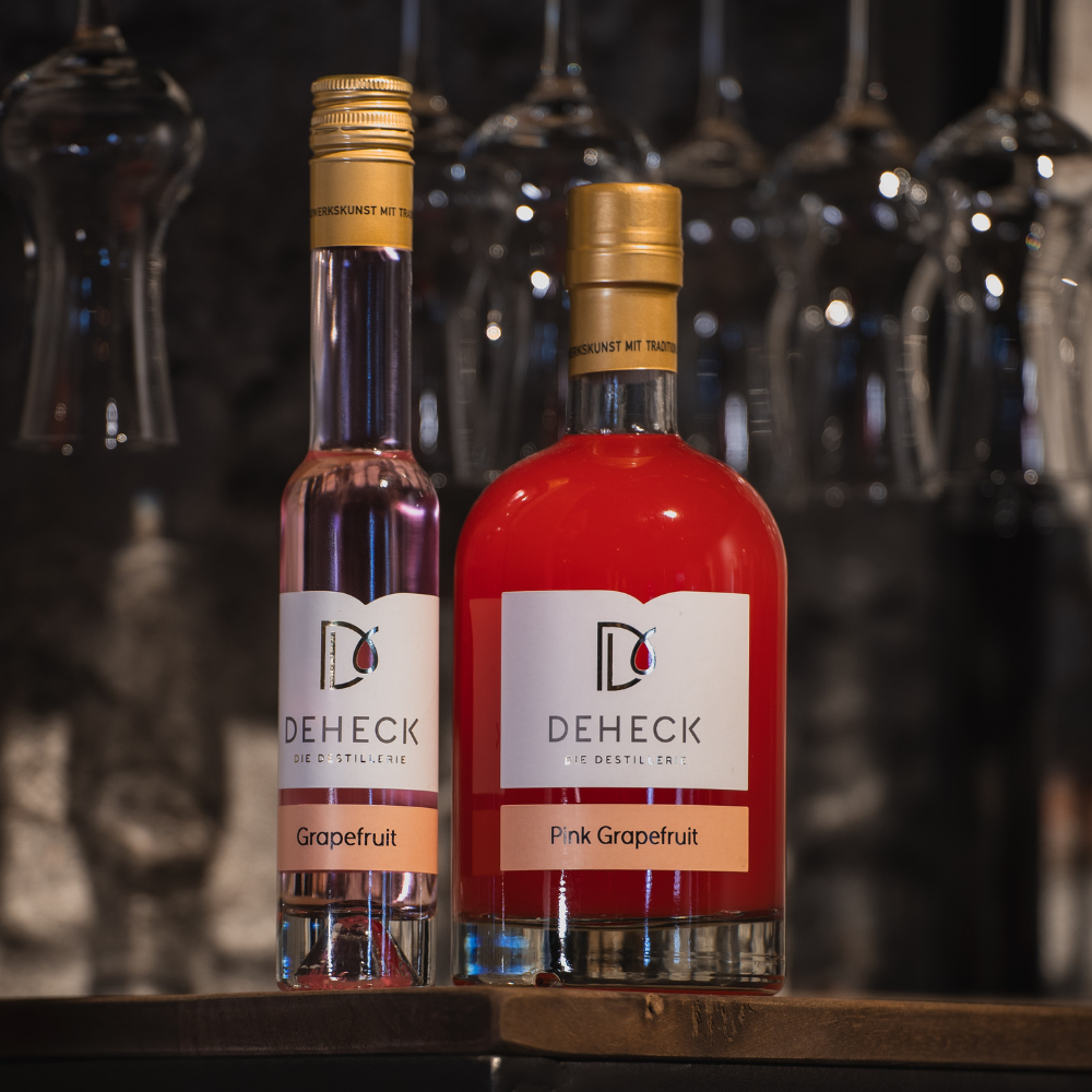 Pink Grapefruit Likör I Deheck Fruchtlikör ab 6,50€ genießen ... Pink Grapefruit Likör I Deheck Fruchtlikör ab 6,50€ genießen ...