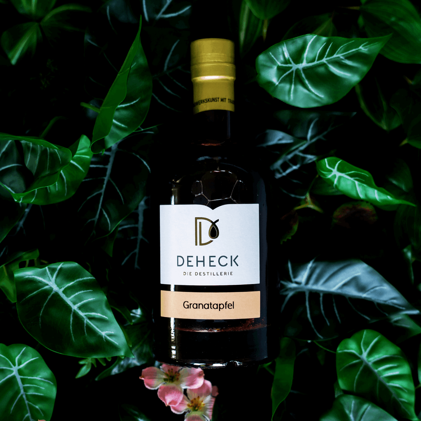Granatapfel Likör in der 500 ml Flasche von Deheck