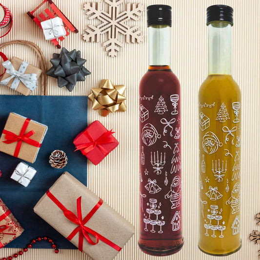 bedruckte Likör Flasche in Weihnachten Design mit Deheck Likörsorten Spekulatius Likör und Pflaume-Zimt Likör