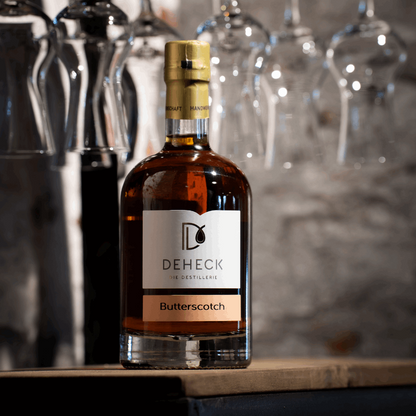 Butterscotch Whisky Likör in 500 ml Flasche von der Destillerie und Likörmanufaktur Deheck