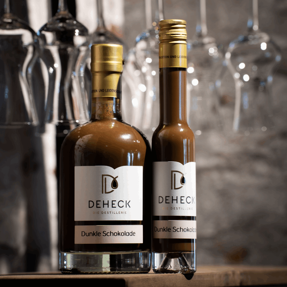 Dunkle Schokolade Sahnelikör I cremigen Schokolikör ab 6,50€ genießen ... Dunkle Schokolade Sahnelikör I cremigen Schokolikör ab 6,50€ genießen ...