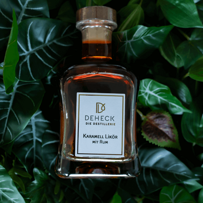 Karamell Likör mit Rum in der 500 ml Flasche von Deheck